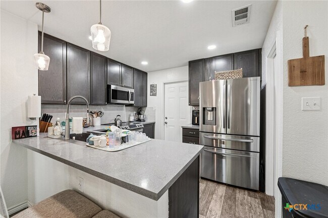 Building Photo - 2009 Starlight Dr