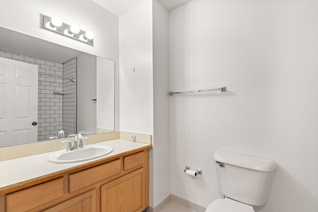 Building Photo - 3034 Forest Creek Ct