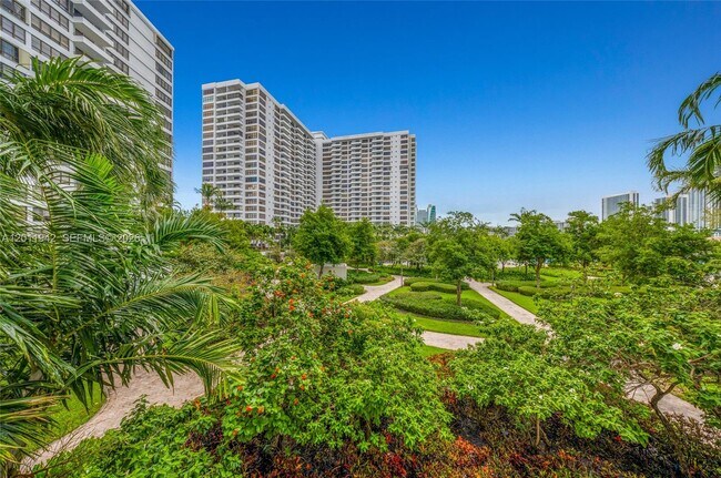 Building Photo - 600 Three Islands Boulevard