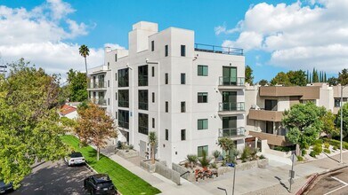 Building Photo - 12905 Landale St