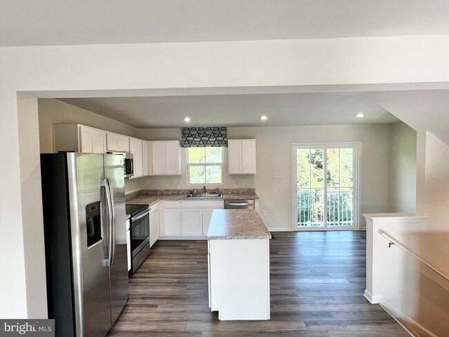 Building Photo - 123 Wye Oak Dr