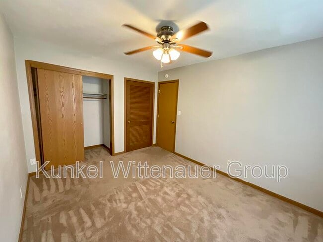 Building Photo - 1804 Jamestown Rd