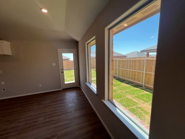 Building Photo - 7216 E County Rd 99