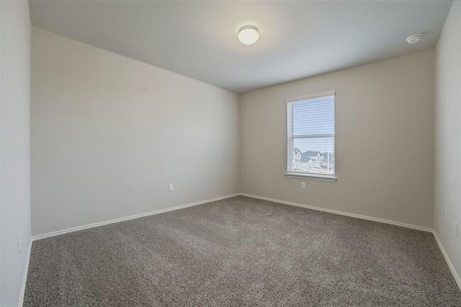 Building Photo - 4501 Bridal Veil Dr