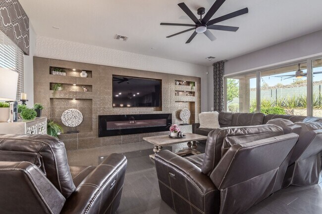 Building Photo - INCREDIBLE Executive Style homes in the po...