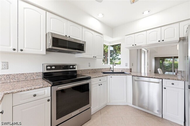 Building Photo - 2505 Sailors Way