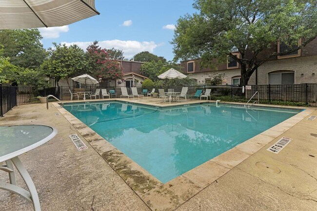 Building Photo - 7801 Shoal Creek Blvd