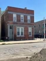 Building Photo - 2973 S Lyman St