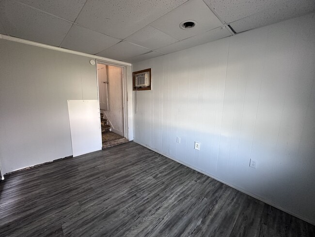 Building Photo - 28 Delaware-