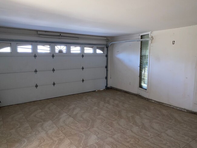 Building Photo - 16131 Nassau Ln