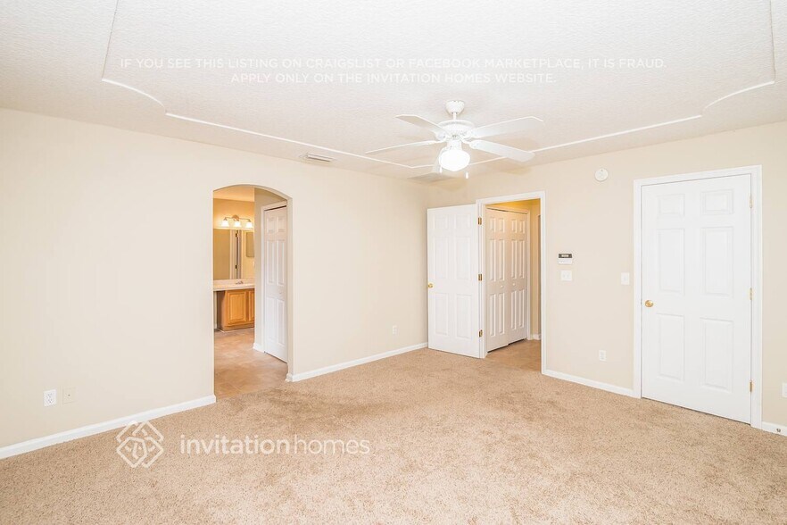 Building Photo - 5407 Vivera Ln