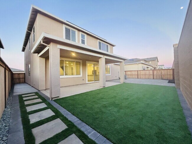 Building Photo - 3760 Oyster Pt Wy