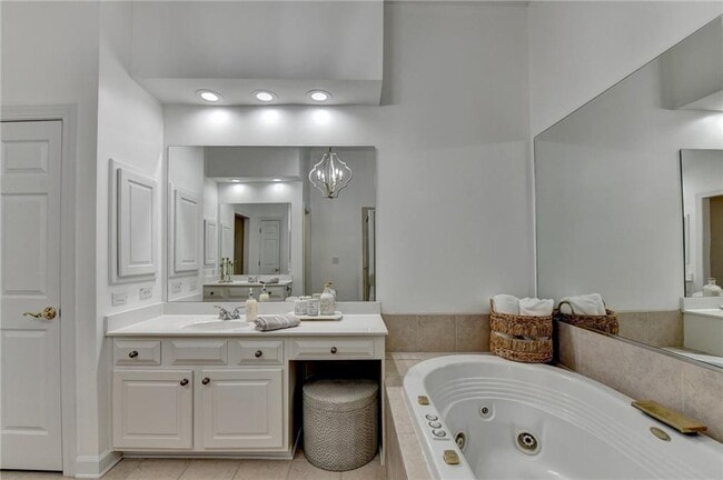 Building Photo - 106 Magnolia Grove