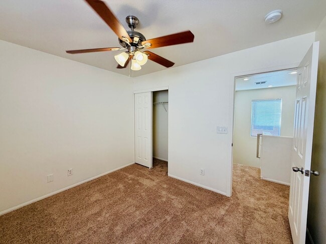 Building Photo - Charming Home in Henderson!