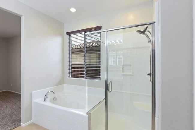 Building Photo - 13072 Bowker Play Ct