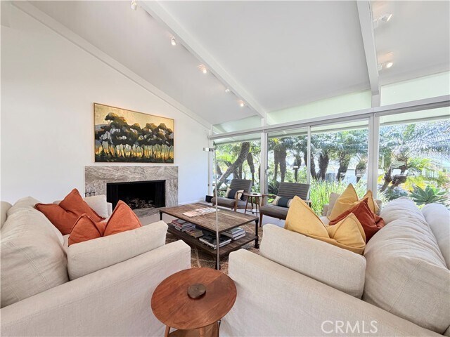 Building Photo - 2490 Monaco Dr