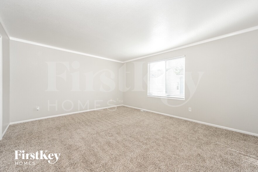 Building Photo - 4646 S Tabor Way