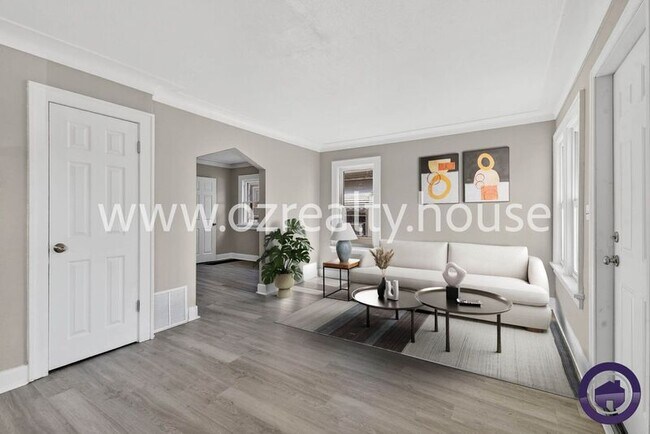 Building Photo - 1840 Marne Ave