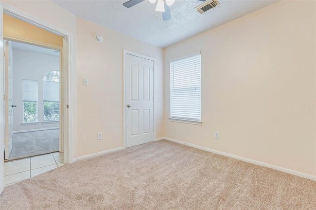 Building Photo - 22915 Sebastian Dr