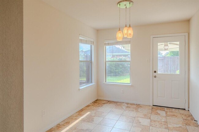 Building Photo - 2727 Roaring Oaks Ln