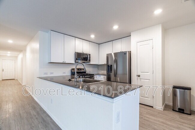 Building Photo - 12922 Sage Turn