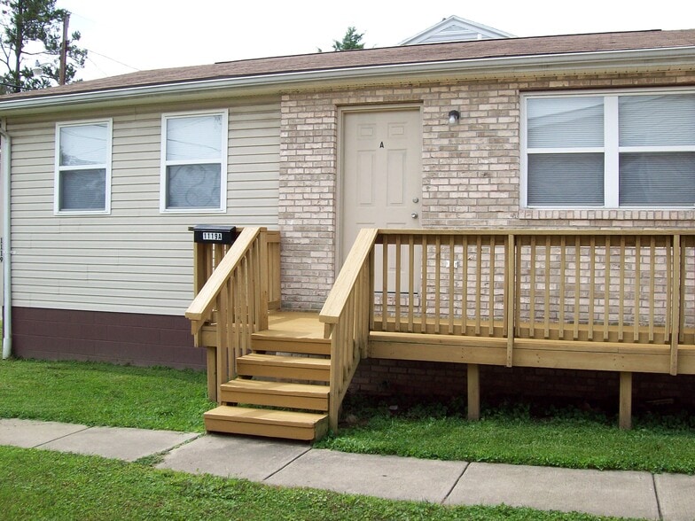 Building Photo - 1119 24th St