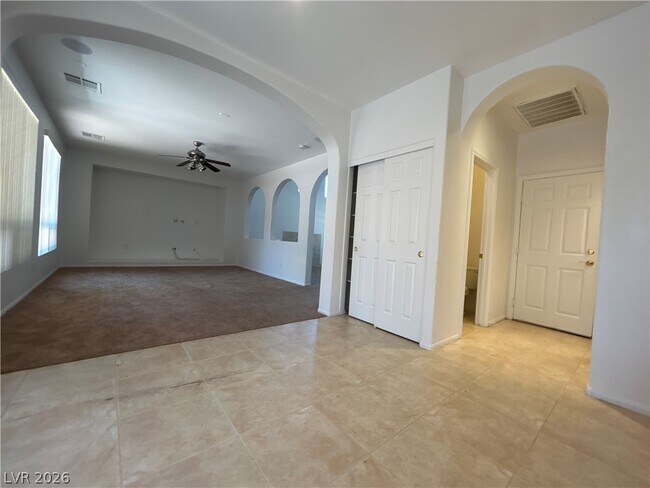 Building Photo - 11765 Via Esperanza St
