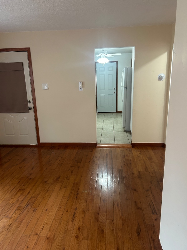 Building Photo - 2408 SW Shunga Dr