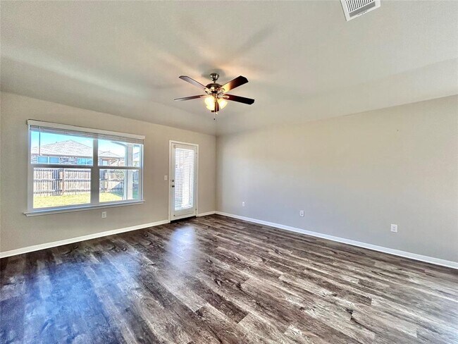 Building Photo - 408 Dubina Ave