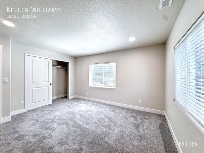 Building Photo - 9344 Beaver Brook Dr