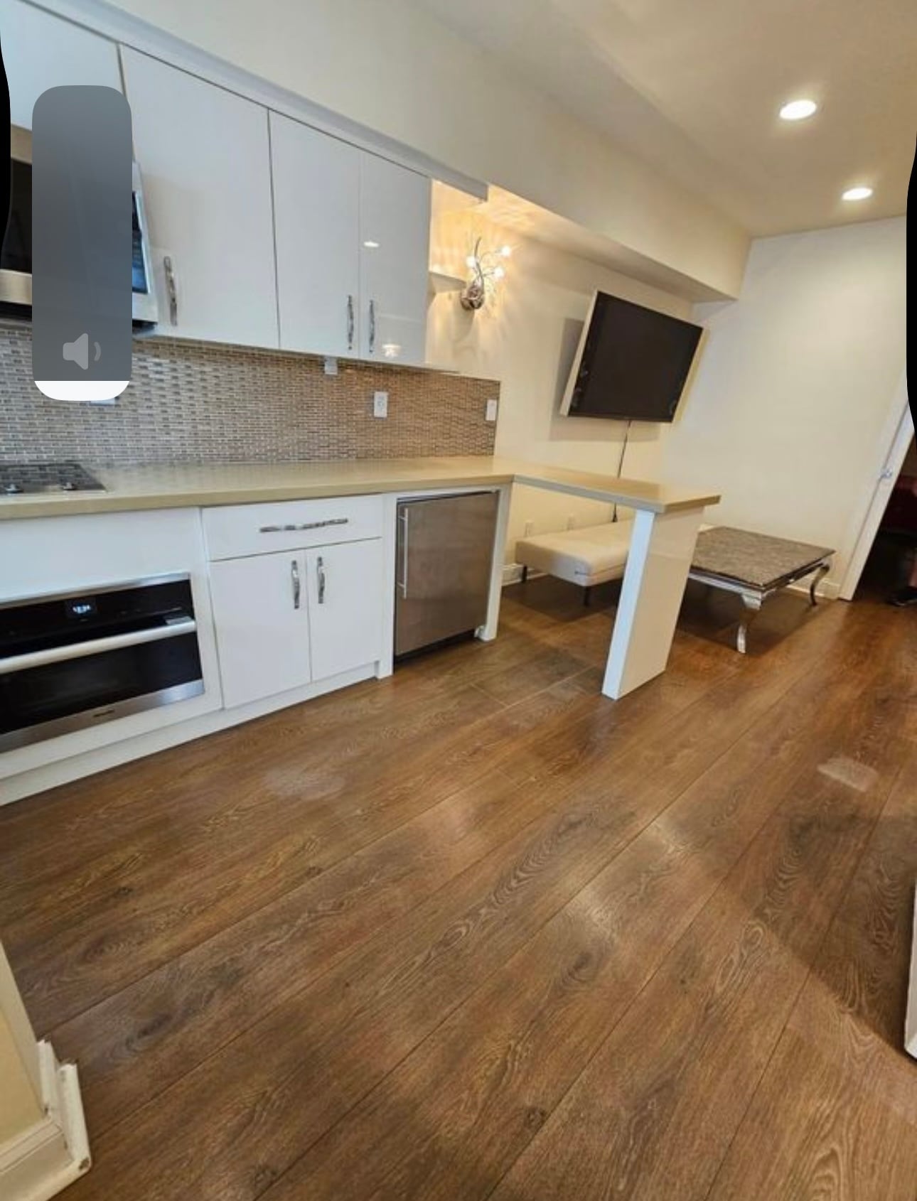 Building Photo - 2225 NE 123rd St