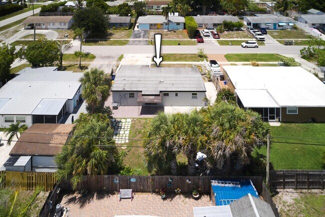 Building Photo - 3686 Gull Rd