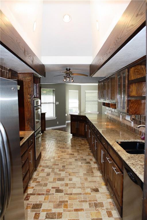 Building Photo - 309 Juniper Dr