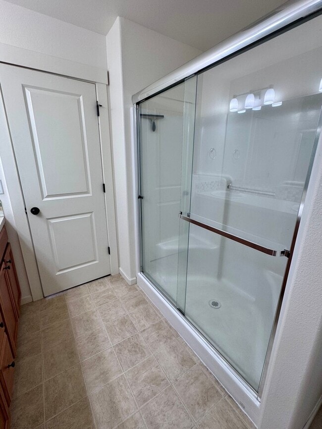 Building Photo - Beautiful Home with LVP Flooring, SS Appliances, Garage, W/D, Fenced Yard, LARGE Master & MORE!
