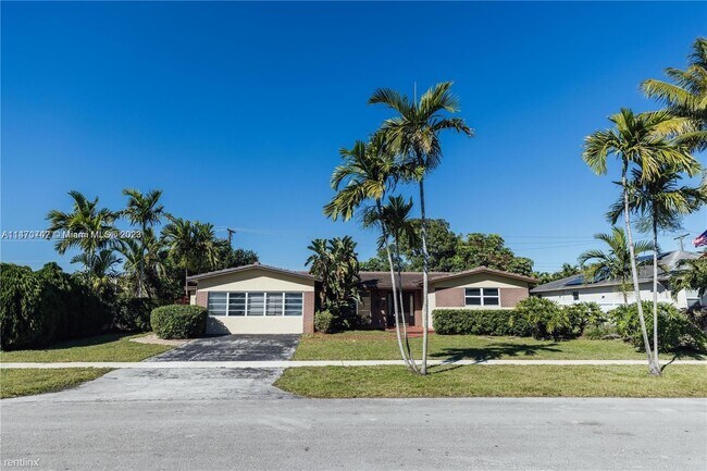 Building Photo - 4 br, 3.5 bath House - 4905 Harrison St # ...