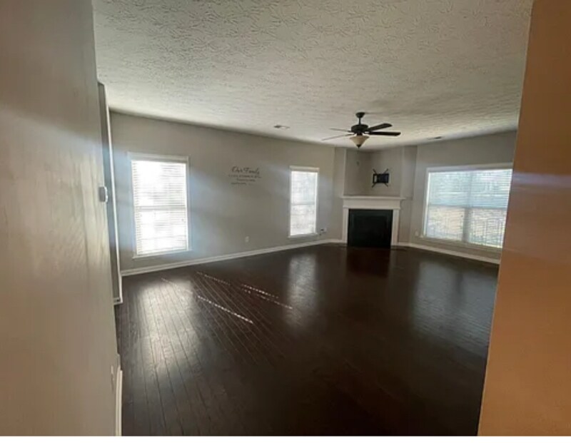 Building Photo - 6080 Townes Way