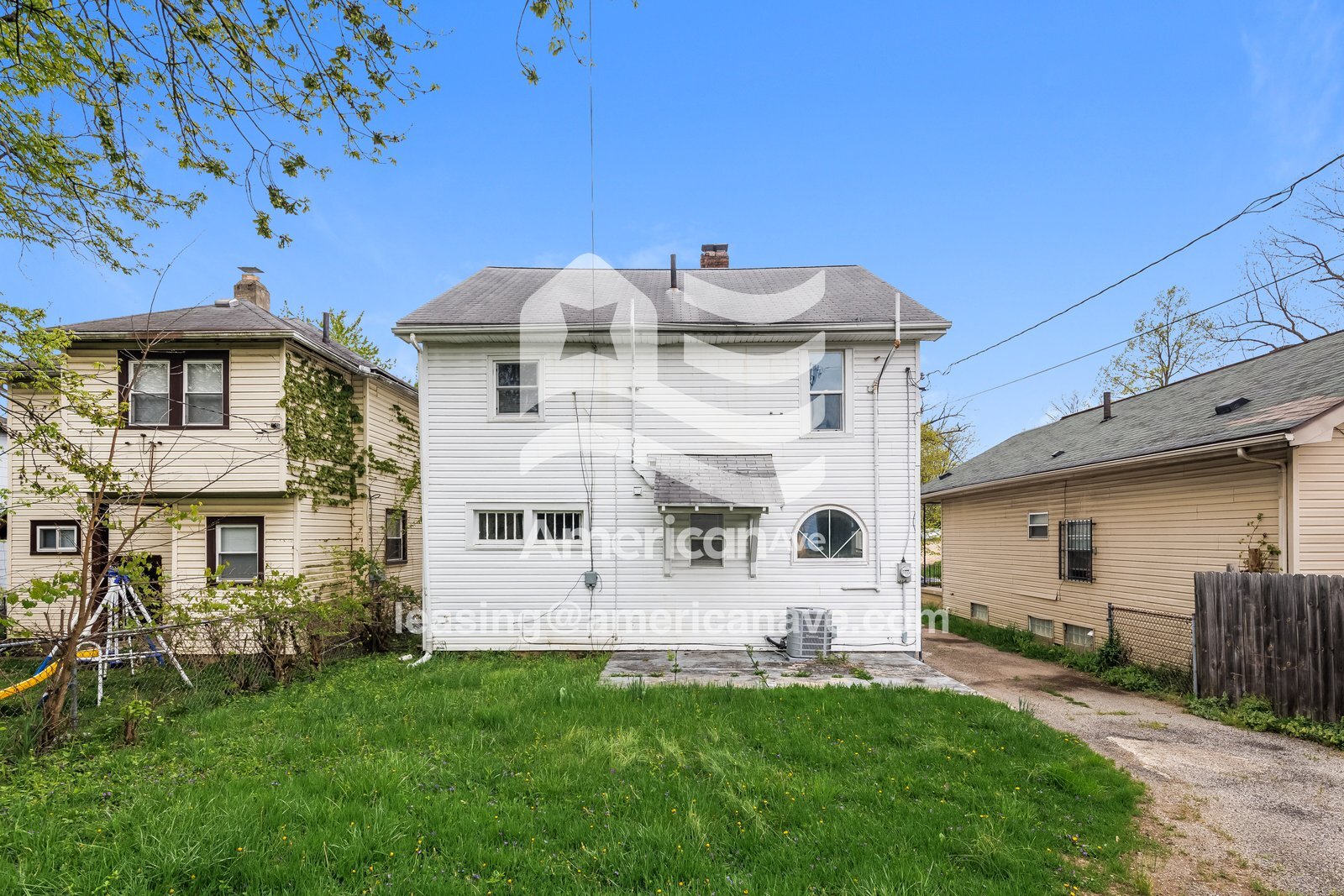 Building Photo - 2016 Elsmere Ave