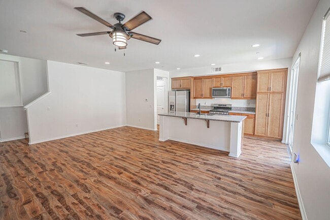 Building Photo - Beautifully Remodeled 3-Bedroom Home in Sa...