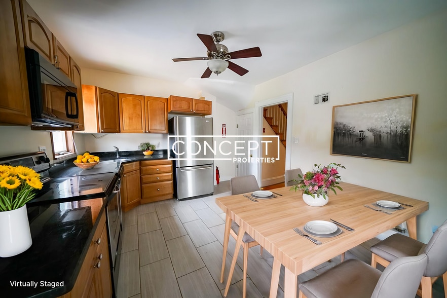 Building Photo - 22 Winslow Rd