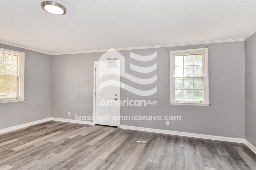 Building Photo - 4011 S Beltline Blvd