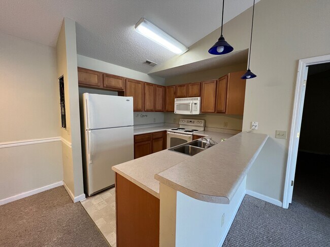 Building Photo - 93 Morningside Ln