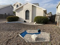 Building Photo - 13930 Dasmarinas Dr