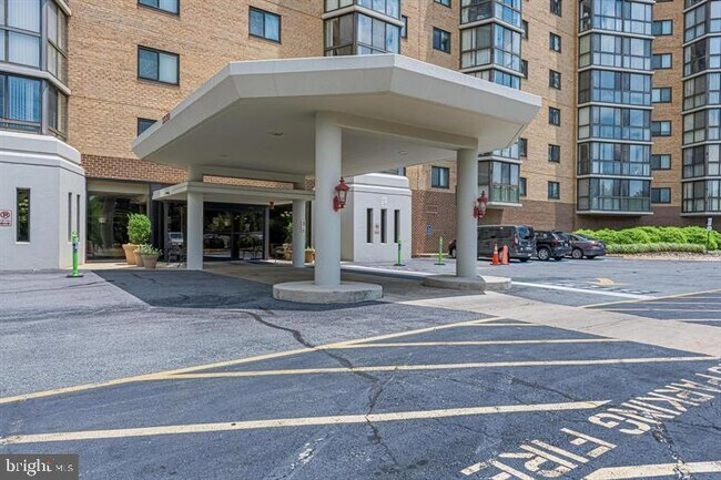 Building Photo - 3330 N Leisure World Blvd