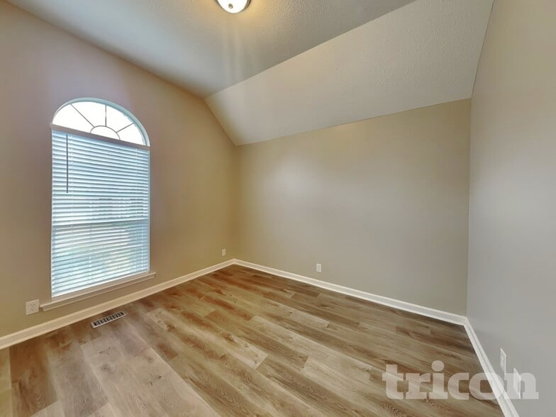 Building Photo - 2745 Call Hill Rd