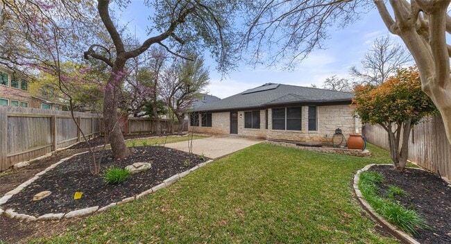 Building Photo - 2527 Crenshaw Dr