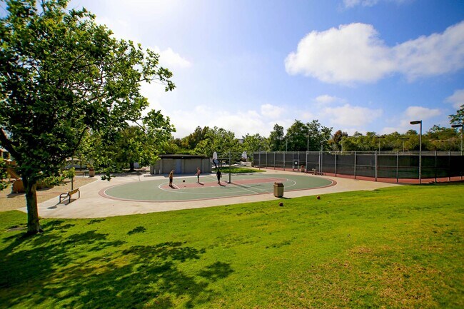 Building Photo - Gorgeous Contemporary Hilltop Laguna Beach Home - PANORAMIC OCEAN & CATALINA VIEWS!