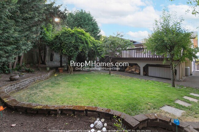 Building Photo - Stylish Updated Four Bedroom Home in Beaverton!