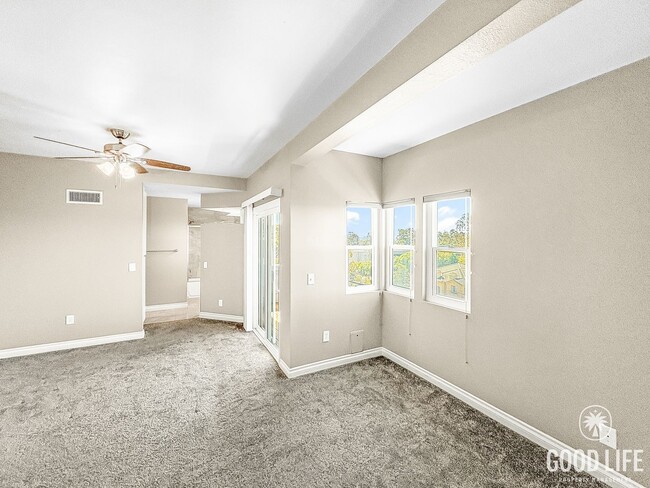 Building Photo - Modern 2-Story Split-Level Home with Commu...