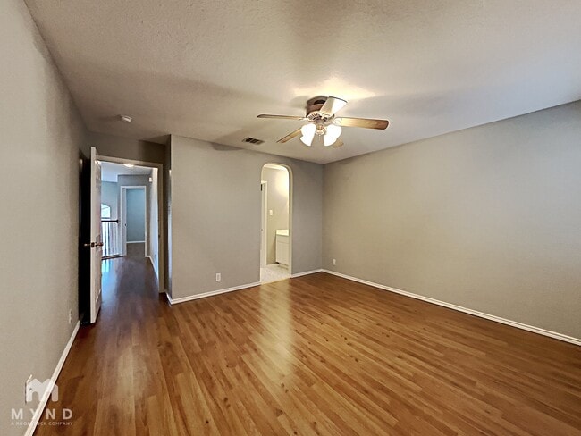 Building Photo - 14514 Tioga Bend