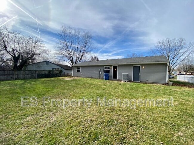 Building Photo - 6105 Epperson Dr